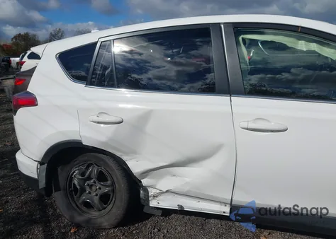 2018 Toyota Rav4 Le из США, поврежденный, VIN JTMZFREV9JJ740432